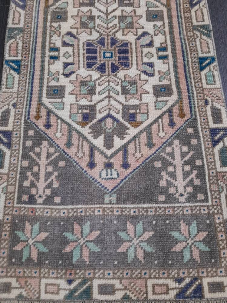 Rust Turkish Oushak Rug 1' 9" x 3' 9" Hand-Knotted border