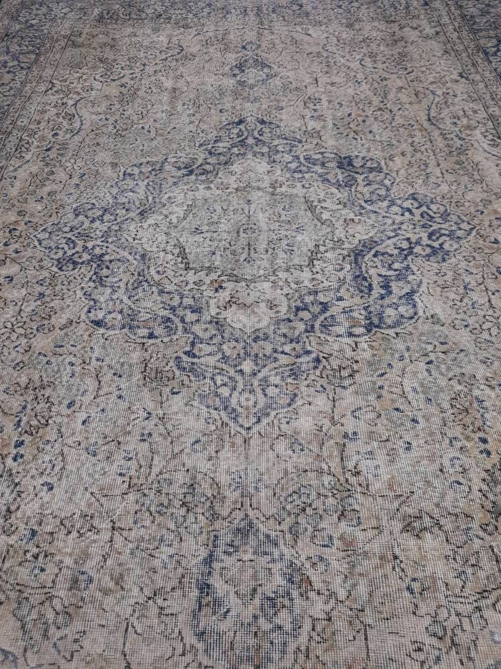 Beige Turkish Oushak Rug 8' 7" x 12' 6" Hand-Knotted | No. WR89397