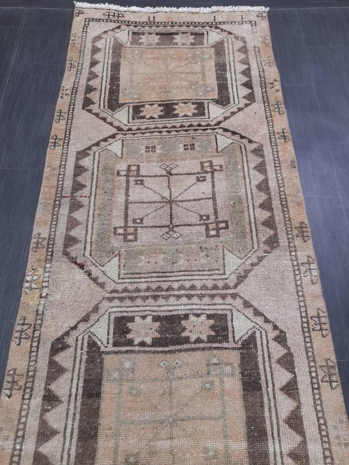 Beige Turkish Runner Rug 2' 8" x 10' 8" Hand-Knotted field