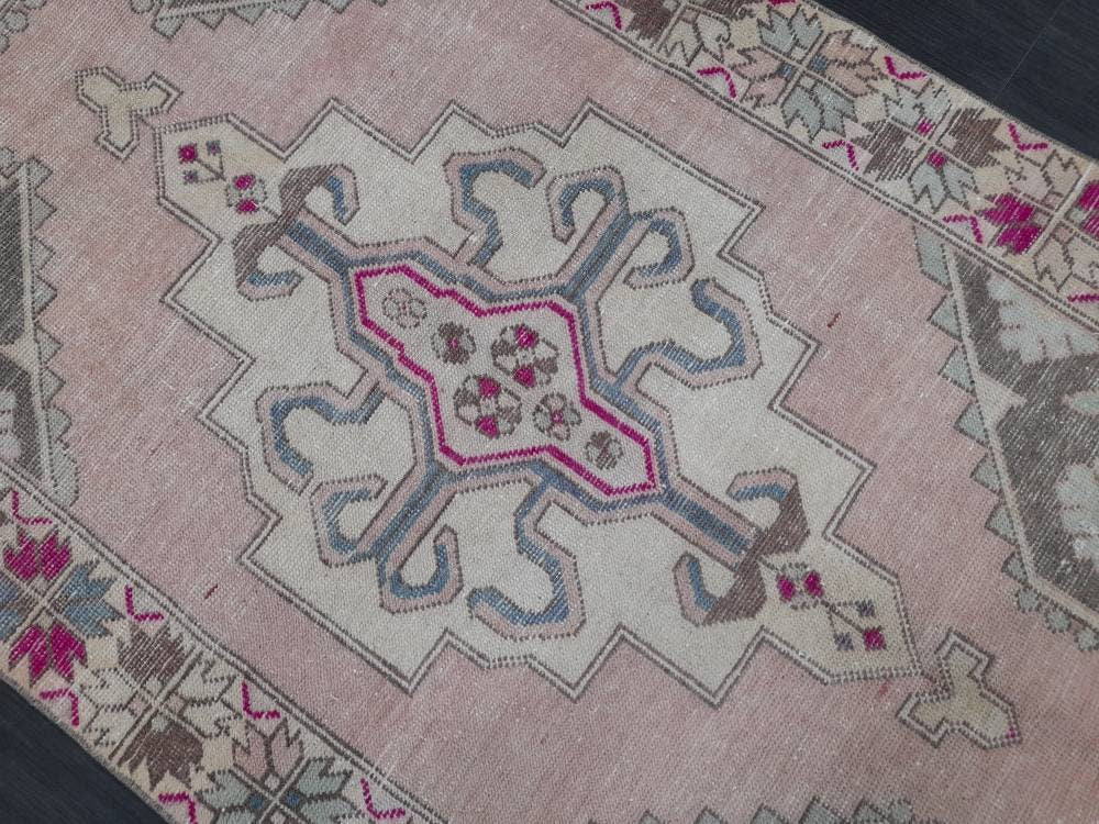 Beige Turkish Oushak Rug 4' 1" x 6' 10" Hand-Knotted view 9