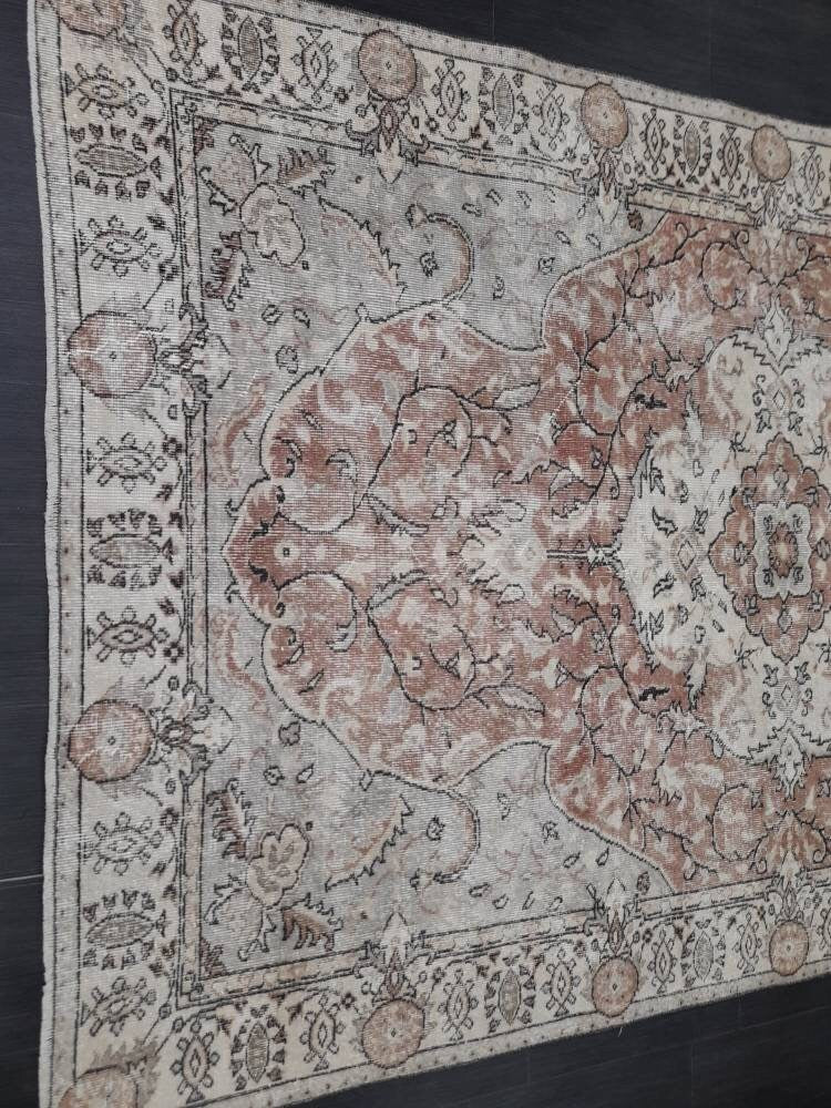 Beige Turkish Oushak Rug 6' 2" x 9' 6" Hand-Knotted | No. WR49579