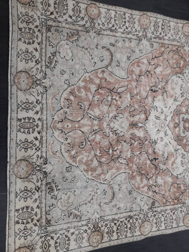Beige Turkish Oushak Rug 6' 2" x 9' 6" Hand-Knotted | No. WR49579