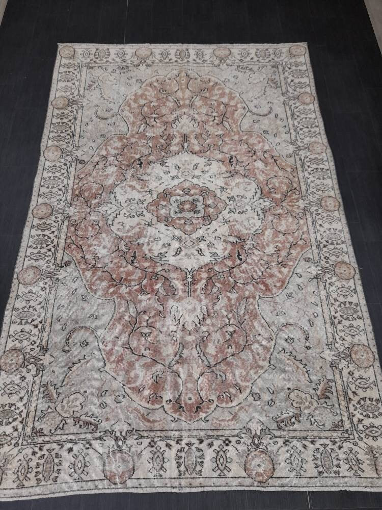 Beige Turkish Oushak Rug 6' 2" x 9' 6" Hand-Knotted | No. WR49579
