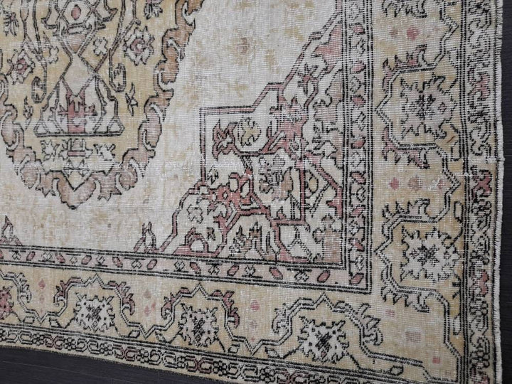 Rust Turkish Runner Rug 6' 2" x 10' Hand-Knotted detail
