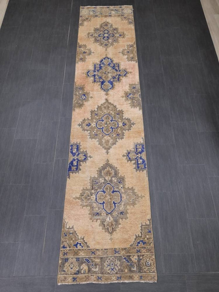 Turkish Runner Rug 2' 7" x 11' 7" Hand-Knotted field