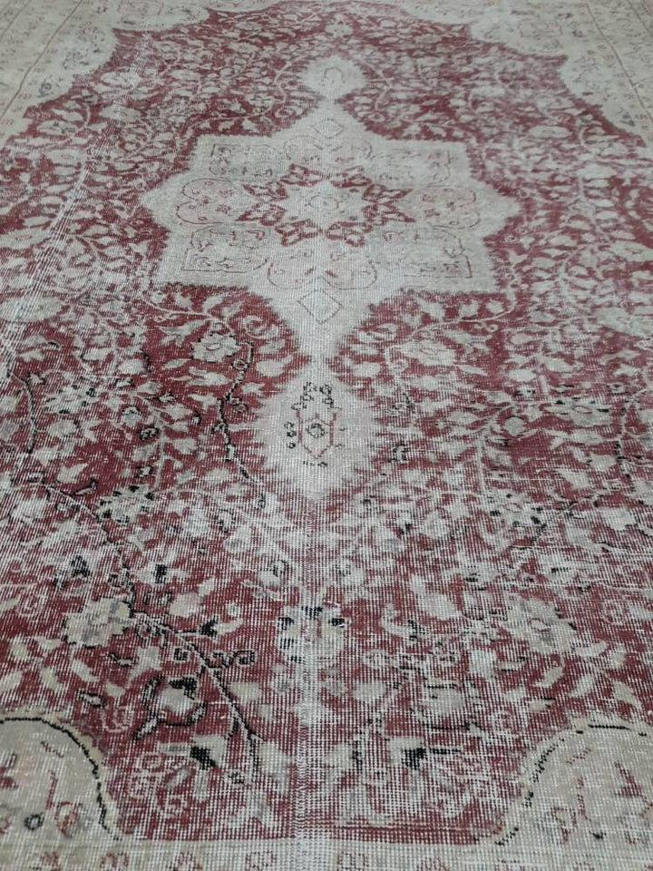Red Turkish Oushak Rug 6' 7" x 9' Hand-Knotted close-up