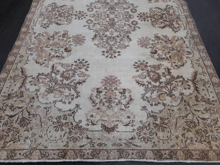 Beige Turkish Runner Rug 6' 2" x 9' 9" Hand-Knotted view 9