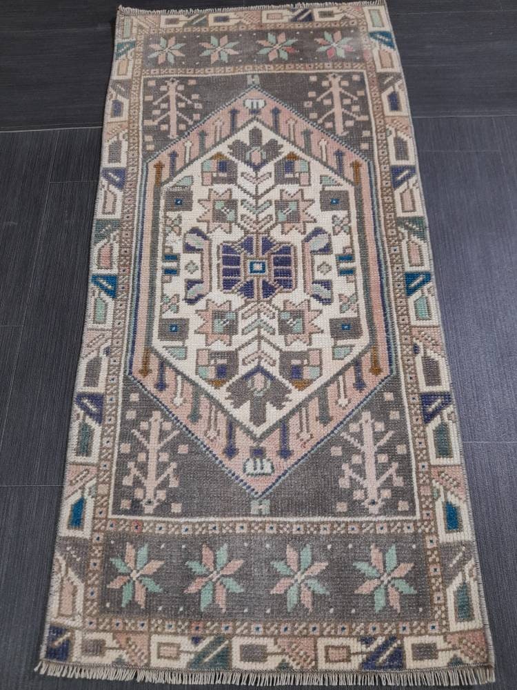 Rust Turkish Oushak Rug 1' 9" x 3' 9" Hand-Knotted pattern