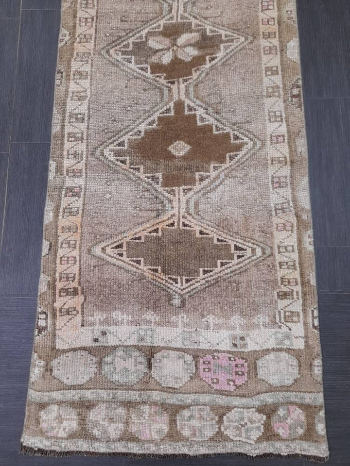 Beige Turkish Runner Rug 2' 8" x 13' 5" Hand-Knotted pattern