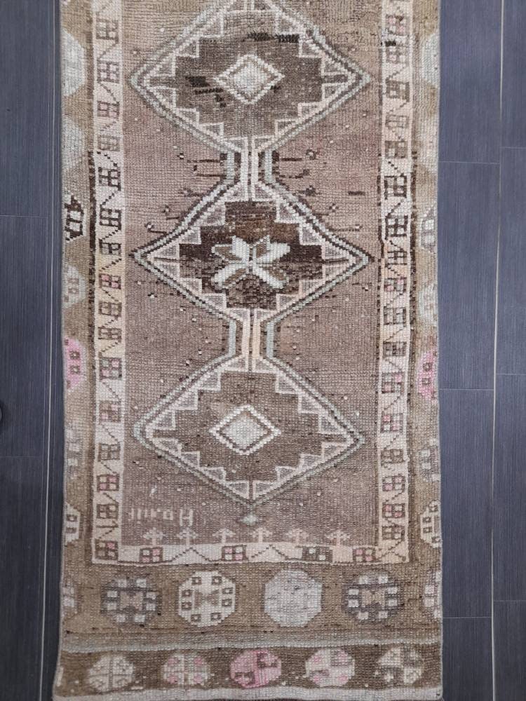 Beige Turkish Runner Rug 2' 8" x 13' 5" Hand-Knotted border