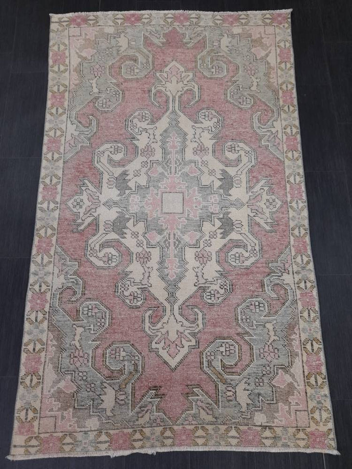Red Turkish Vintage Rug 4' 2" x 7' Hand-Knotted field