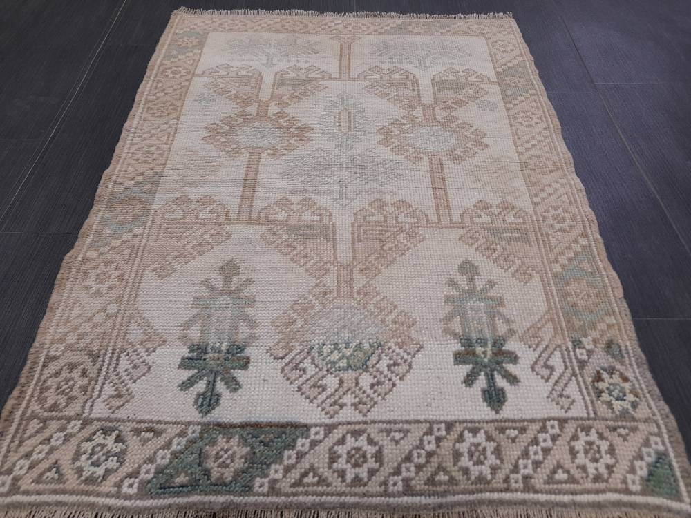 Beige Turkish Runner Rug 2' 5" x 3' 3" Hand-Knotted close-up
