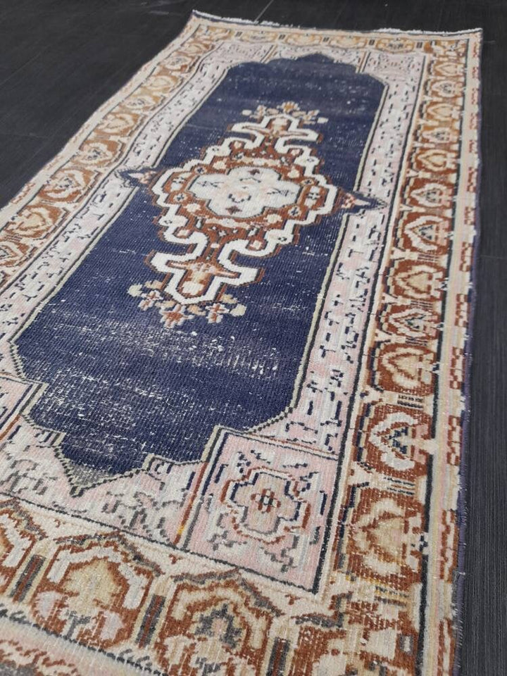 Blue Oushak Rug 2' 4" x 4' 5" - No. WR81587