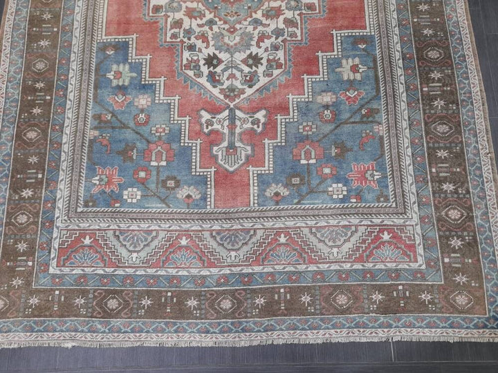 Red Turkish Oushak Rug 6' 6" x 10' 1" Hand-Knotted pattern