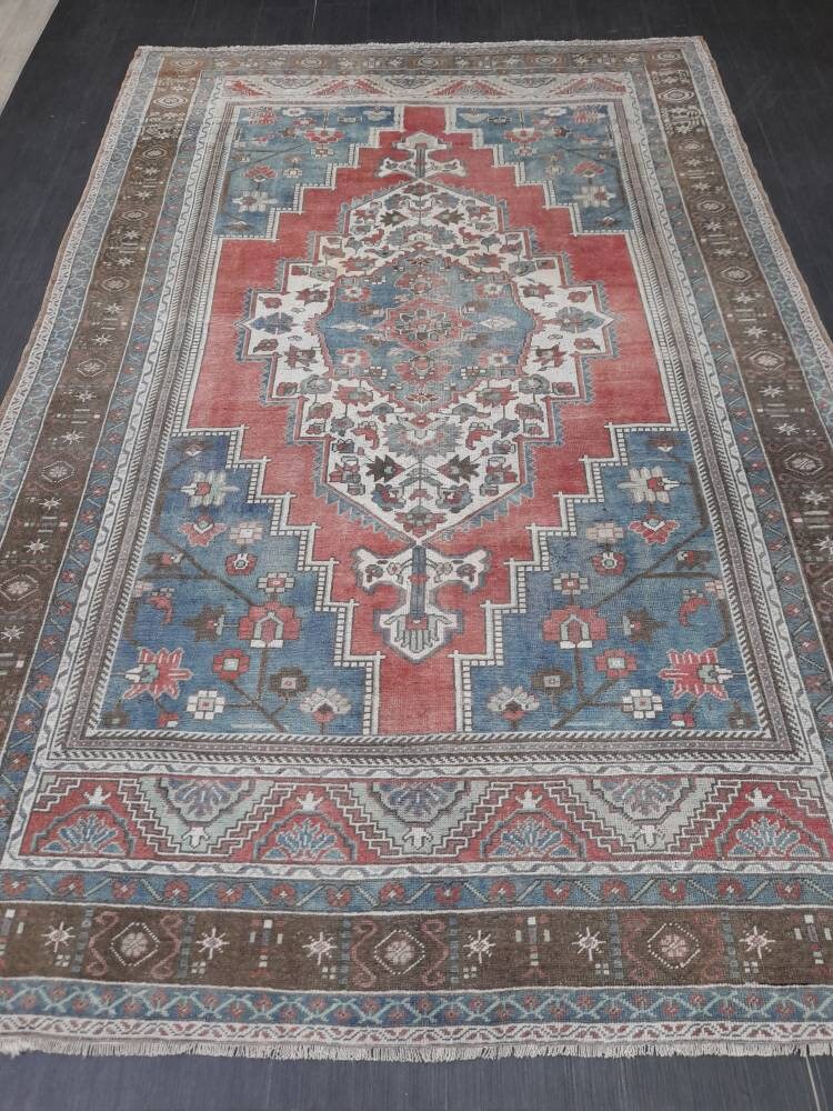 Red Turkish Oushak Rug 6' 6" x 10' 1" Hand-Knotted field