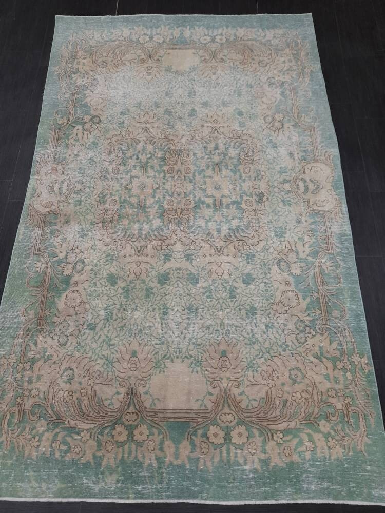 Green Turkish Oushak Rug 5' 7" x 9' 3" Hand-Knotted | No. WR38783