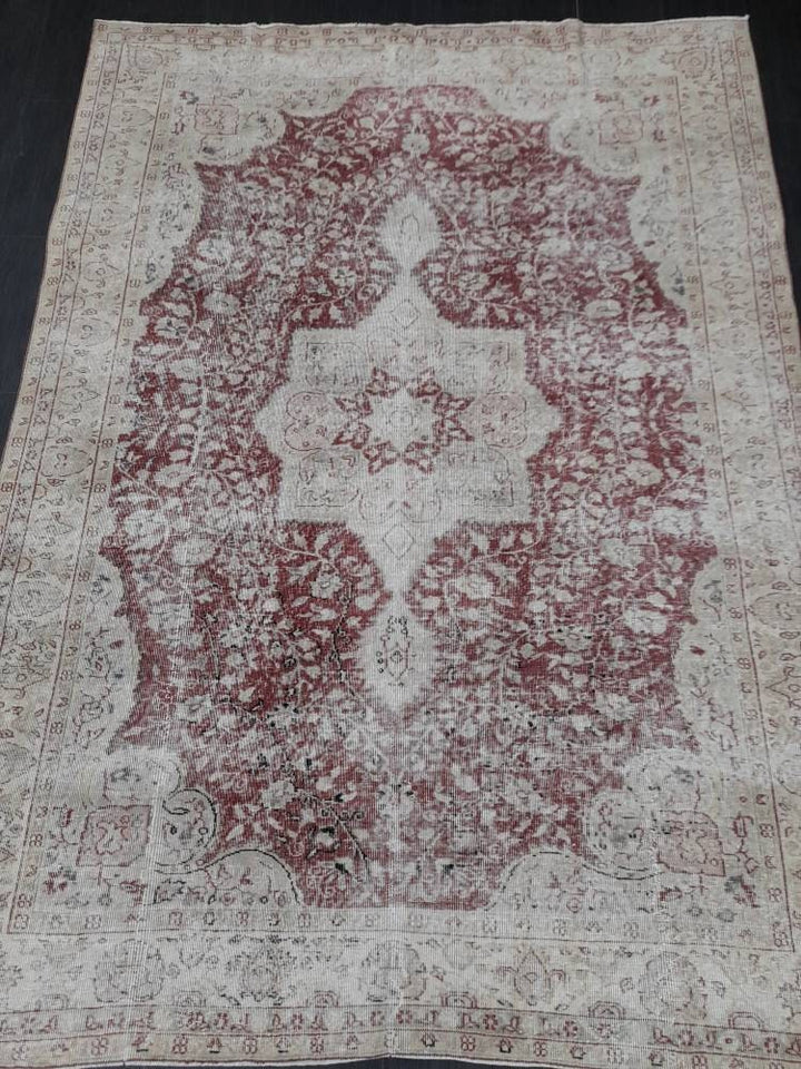 Red Turkish Oushak Rug 6' 7" x 9' Hand-Knotted texture