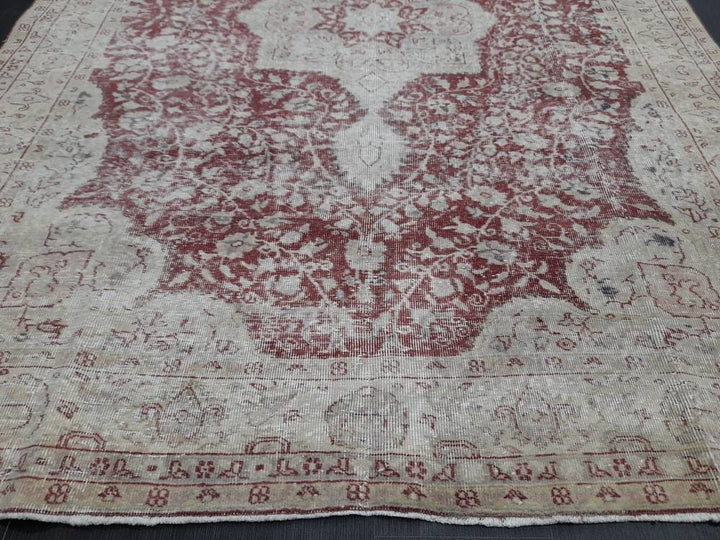 Red Turkish Oushak Rug 6' 7" x 9' Hand-Knotted border