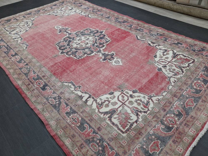 Red Turkish Oushak Rug 6' 8" x 10' 10" Hand-Knotted