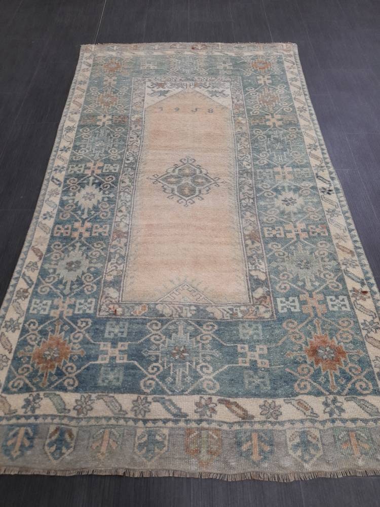 Beige Turkish Oushak Rug 3' 8" x 6' 7" Hand-Knotted border