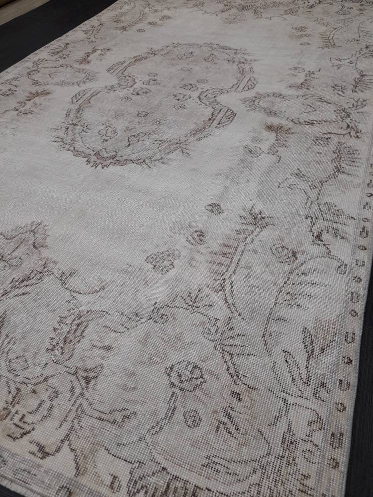 Rust Vintage Turkish Rug 5' 10" x 9' 7" - No. WR15842
