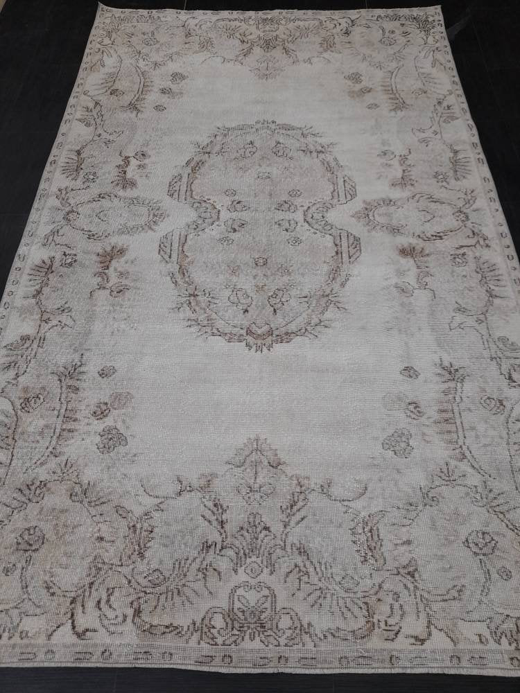 Rust Vintage Turkish Rug 5' 10" x 9' 7" - No. WR15842