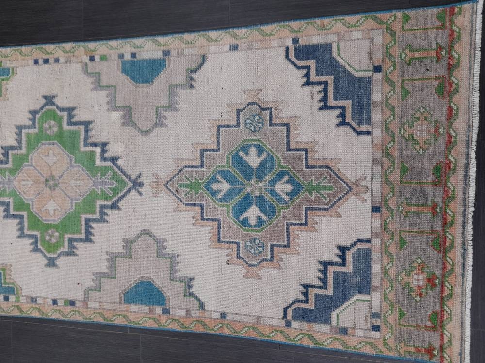 Beige Turkish Runner Rug 3' 1" x 10' 9" Hand-Knotted texture