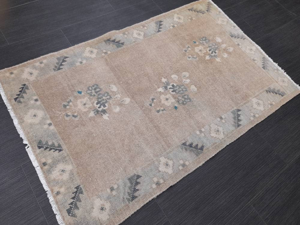 Beige Turkish Runner Rug 2' 3" x 3' 8" Hand-Knotted