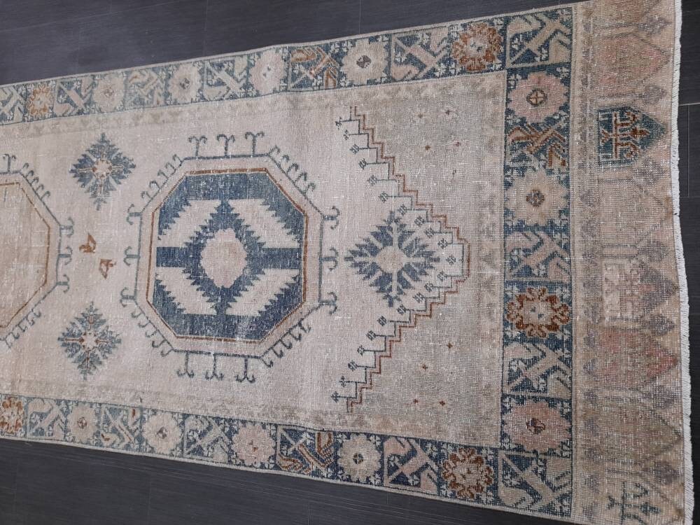 Beige Turkish Runner Rug 3' 10" x 13' Hand-Knotted close-up