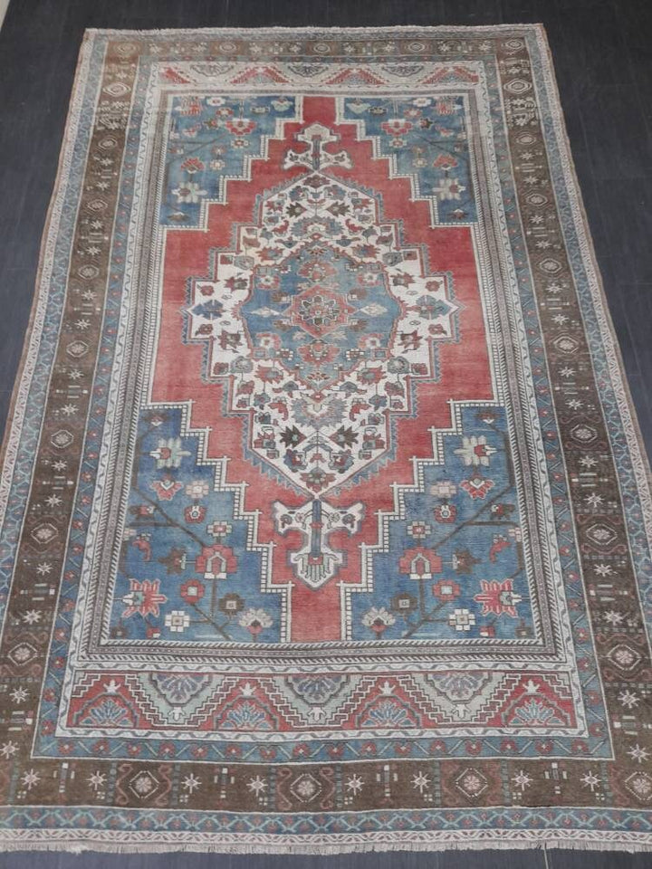 Red Turkish Oushak Rug 6' 6" x 10' 1" Hand-Knotted close-up