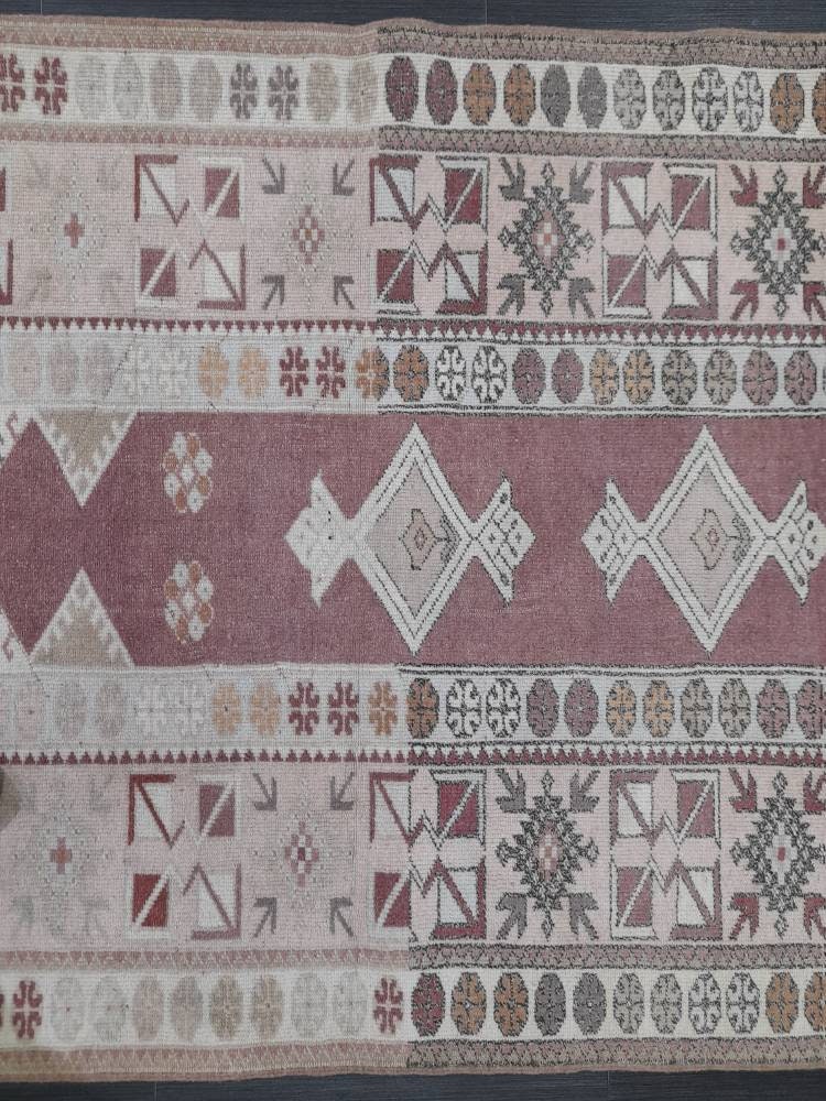 Beige Turkish Oushak Rug 3' 10" x 6' 11" Hand-Knotted reverse