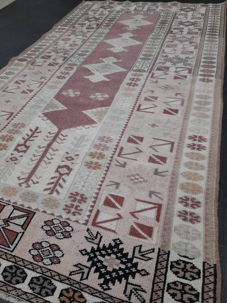 Beige Turkish Oushak Rug 3' 10" x 6' 11" Hand-Knotted field
