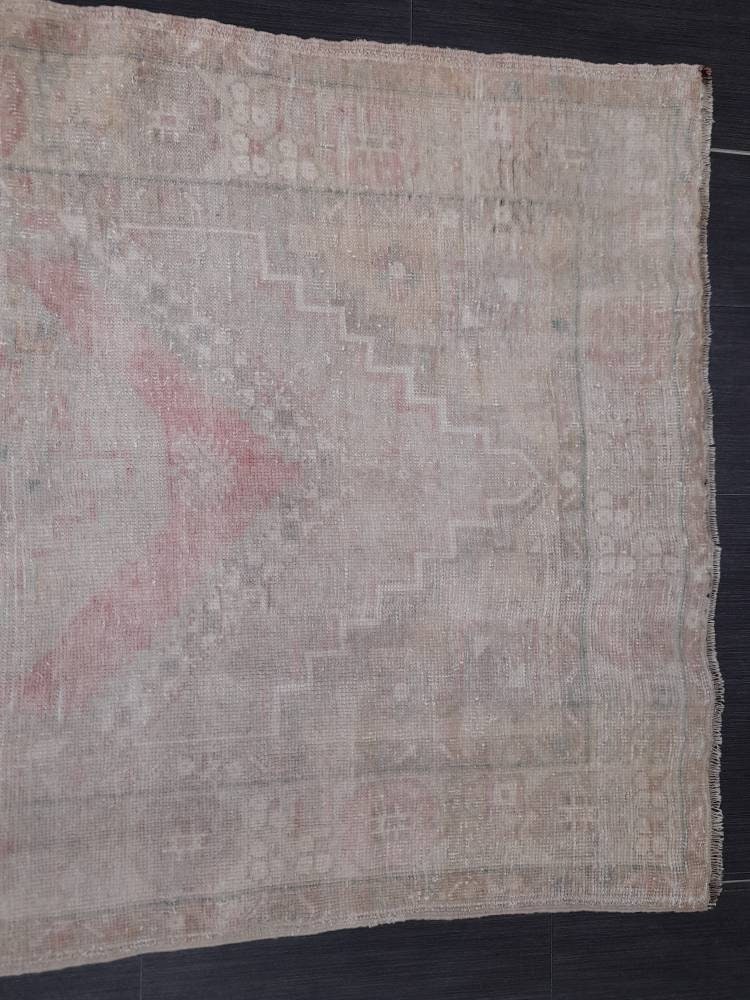 Beige Turkish Runner Rug 3' 6" x 6' 5" Hand-Knotted pattern