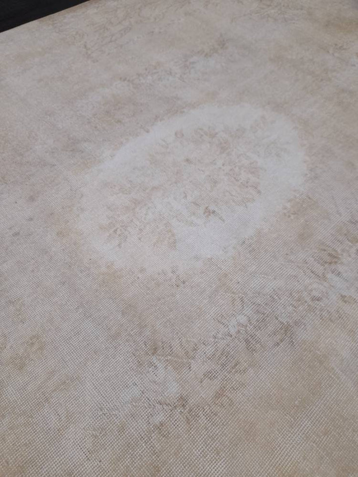 Ivory Turkish Oushak Rug 6' 8" x 10' 4" Hand-Knotted detail