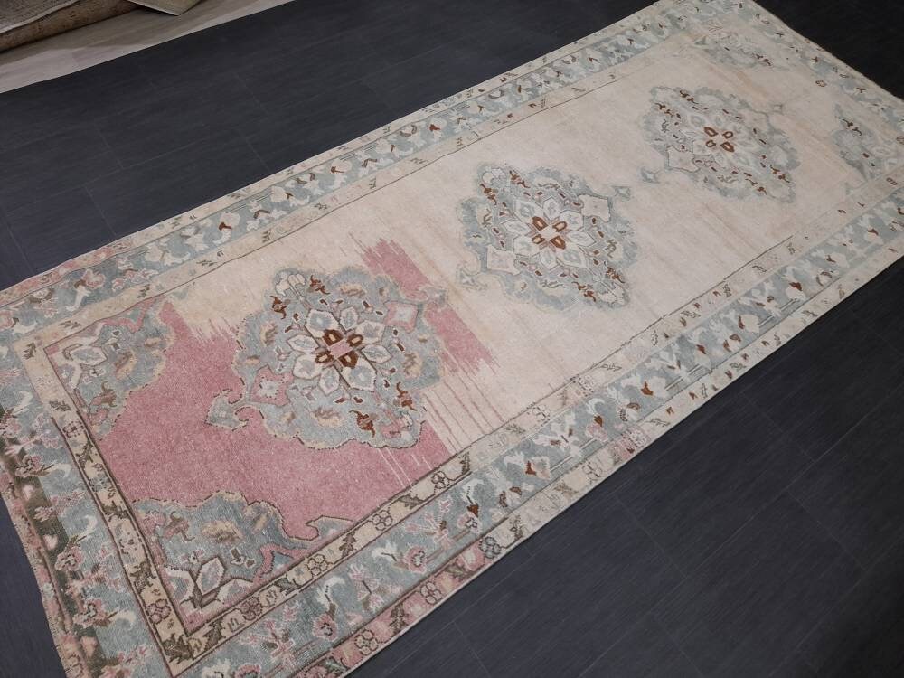 Beige Turkish Runner Rug 4' 6" x 10' 4" Hand-Knotted detail
