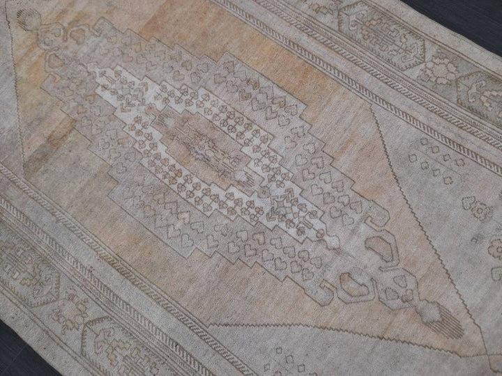 Beige Turkish Oushak Rug 5' 4" x 10' 4" Hand-Knotted pattern