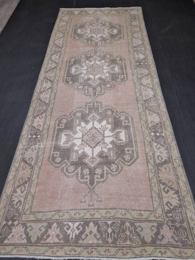 Tan Turkish Runner Rug 4' 3" x 11' Hand-Knotted texture