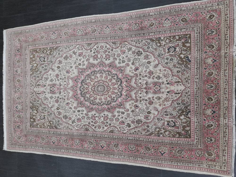 Pink Turkish Oushak Rug 4' 3" x 7' 2" Hand-Knotted view 9