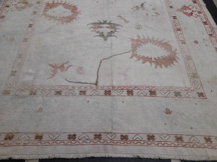 Beige Turkish Oushak Rug 9' x 12' 3" Hand-Knotted close-up