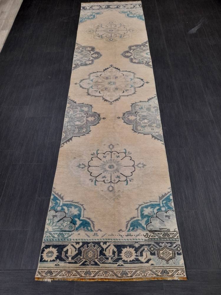 Beige Turkish Runner Rug 2' 9" x 11' 3" Hand-Knotted close-up