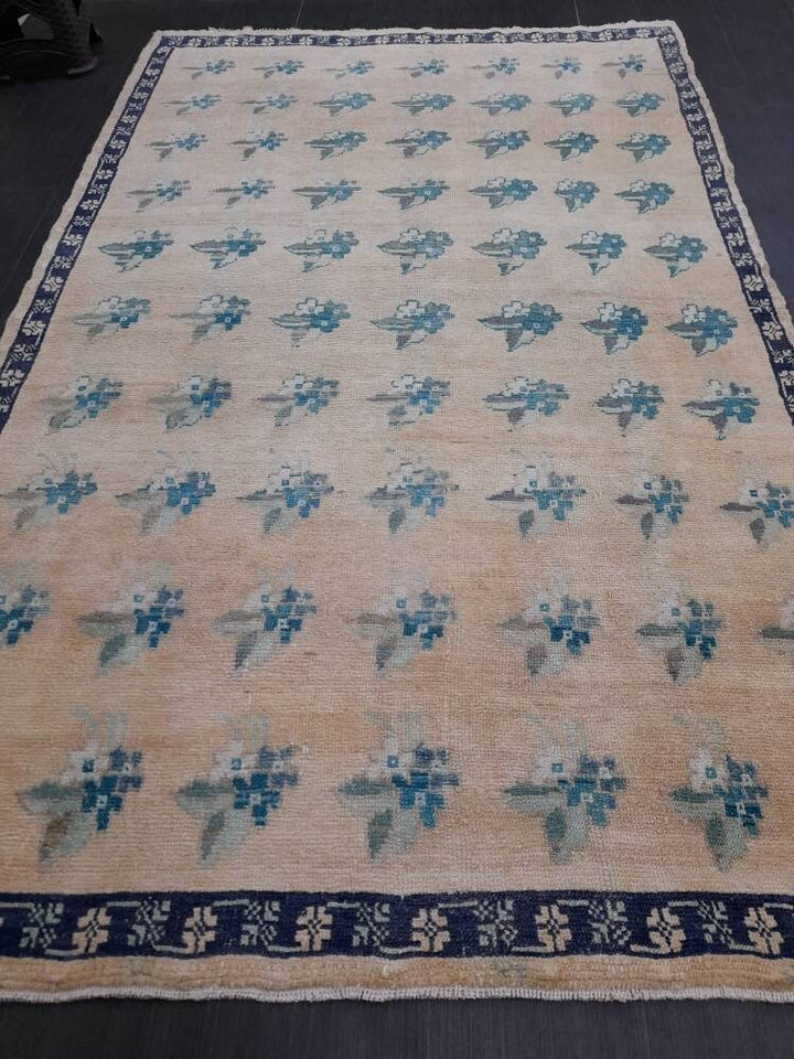 Beige Turkish Oushak Rug 5' 7" x 9' 3" Hand-Knotted reverse