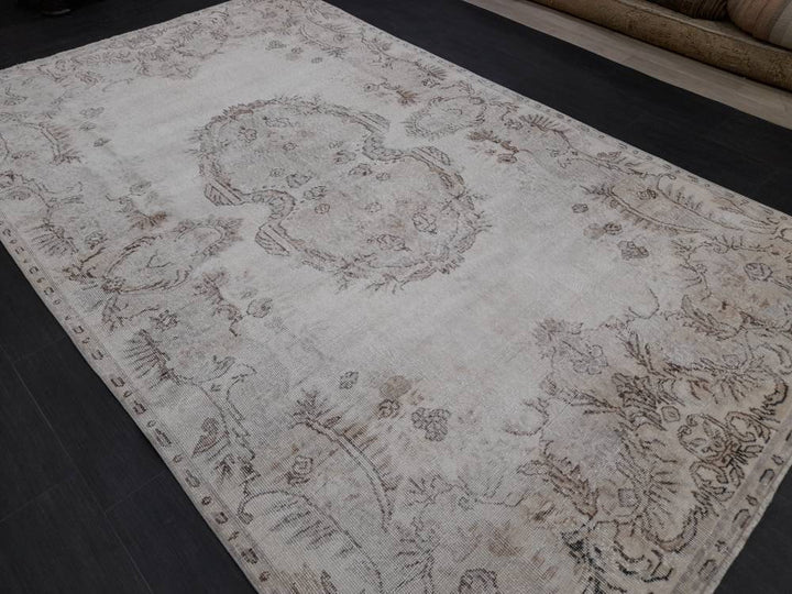 Rust Vintage Turkish Rug 5' 10" x 9' 7" - No. WR15842