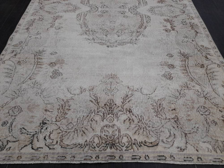 Rust Vintage Turkish Rug 5' 10" x 9' 7" - No. WR15842