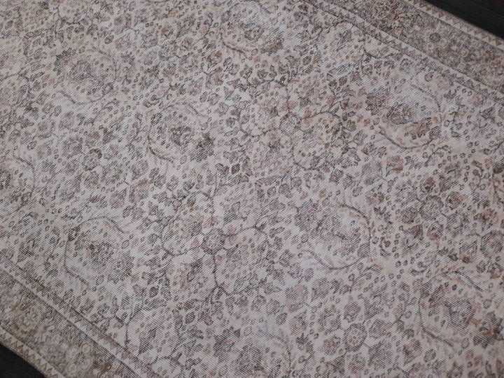 Rust Vintage Turkish Rug 5' 7" x 9' 7" - No. WR43793