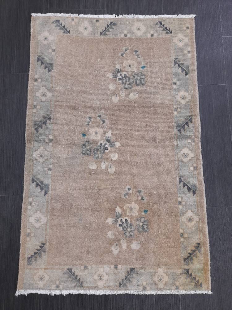 Beige Turkish Runner Rug 2' 3" x 3' 8" Hand-Knotted border