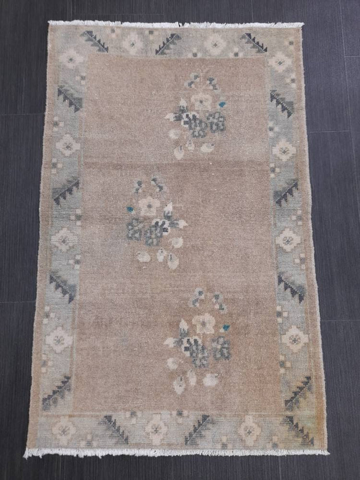 Beige Turkish Runner Rug 2' 3" x 3' 8" Hand-Knotted border