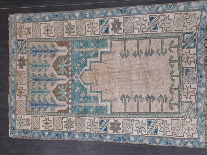 Rust Turkish Runner Rug 2' 7" x 3' 10" Hand-Knotted border