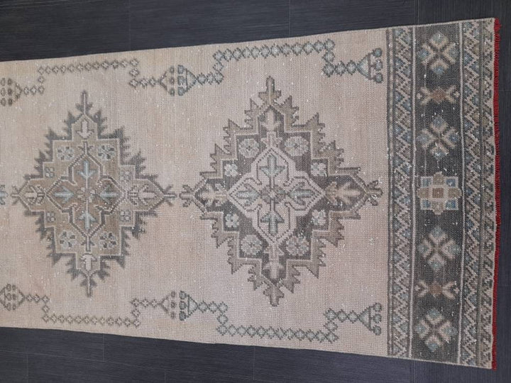 Beige Turkish Runner Rug 2' 10" x 10' 11" Hand-Knotted close-up