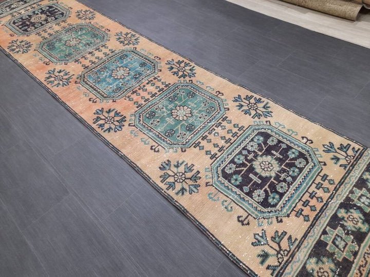 Turkish Runner Rug 2' 11" x 11' 10" Hand-Knotted detail