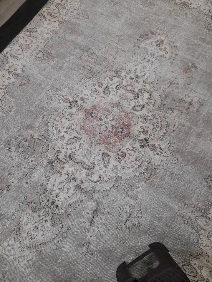 Green Turkish Runner Rug 8' x 11' 2" Hand-Knotted | No. WR26609
